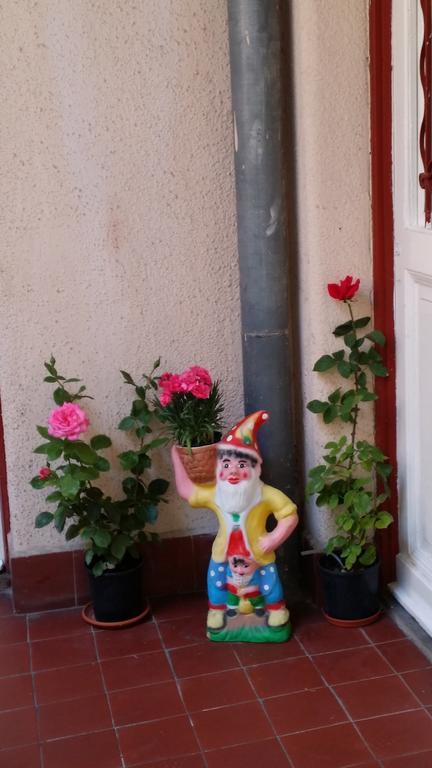 Valentina Guesthouse Budapest Exterior photo