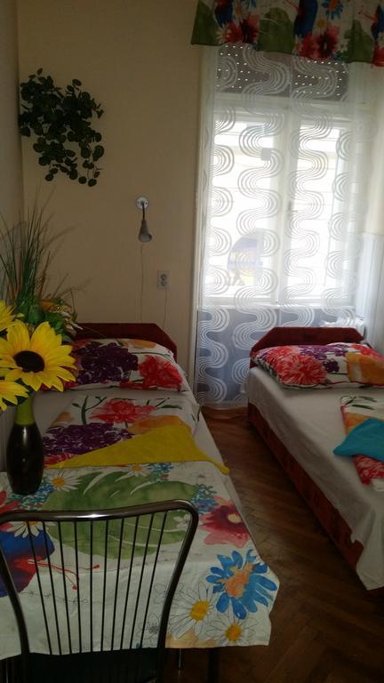 Valentina Guesthouse Budapest Exterior photo