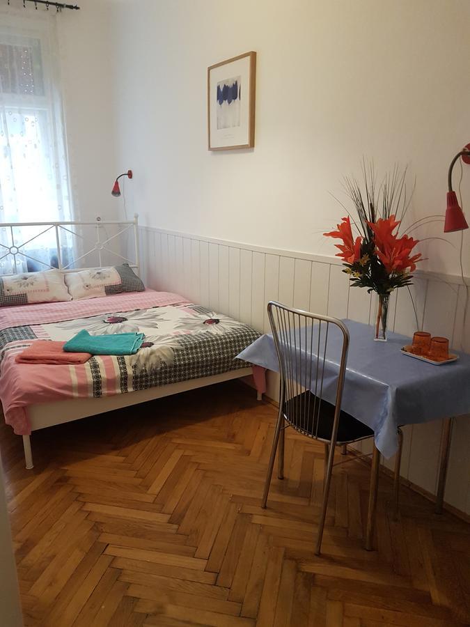 Valentina Guesthouse Budapest Exterior photo