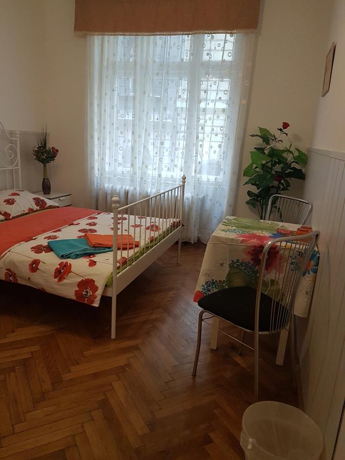 Valentina Guesthouse Budapest Exterior photo