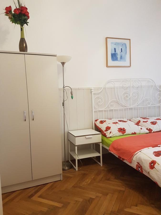 Valentina Guesthouse Budapest Exterior photo