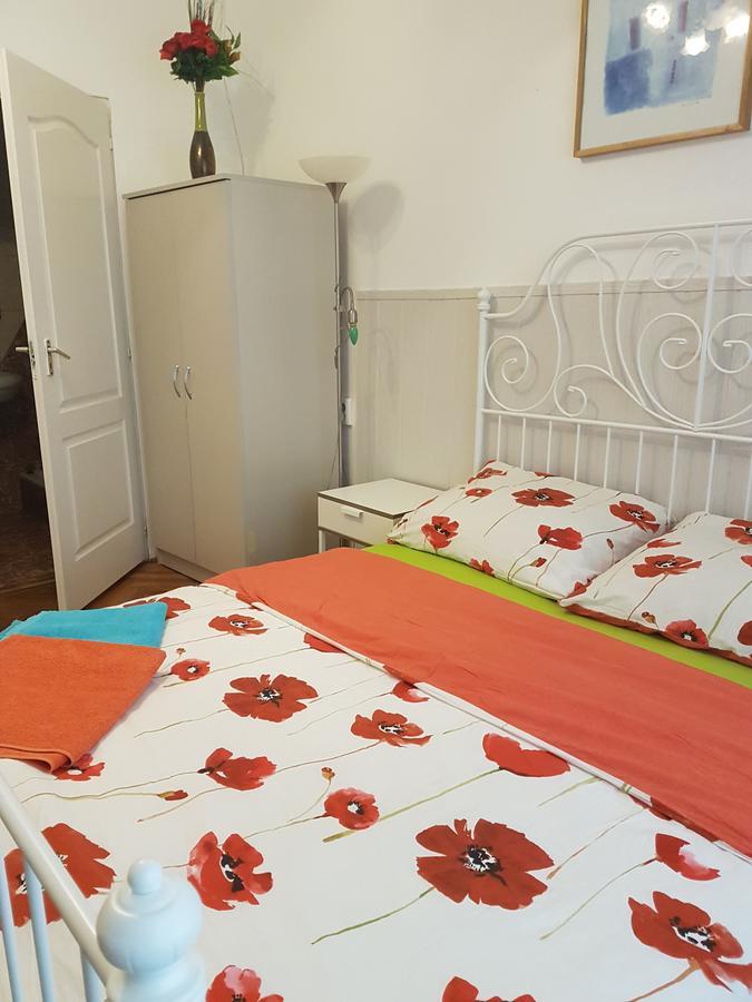 Valentina Guesthouse Budapest Exterior photo